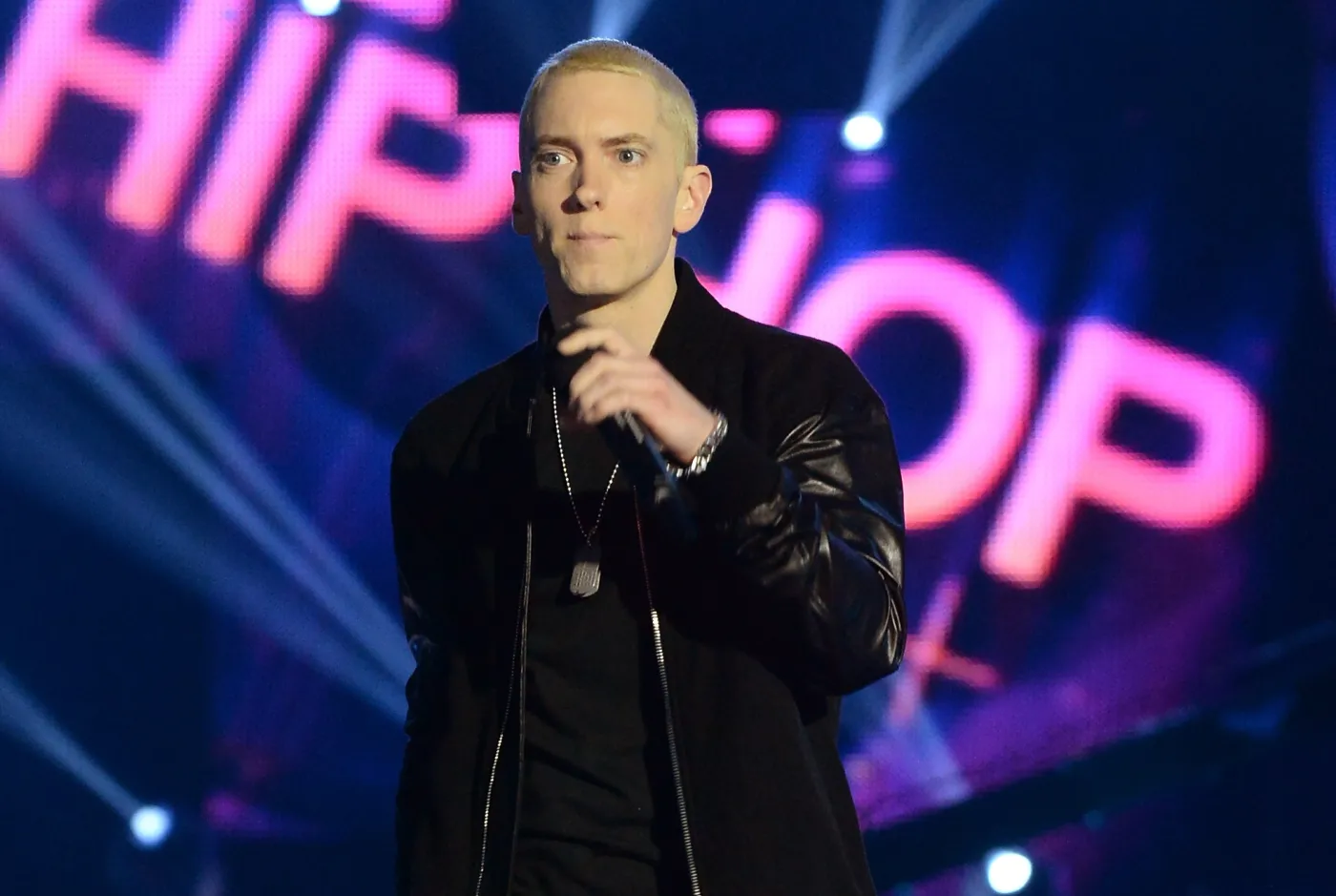 5687056-eminem.jpg