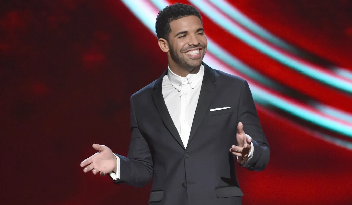 6712511-drake.jpg