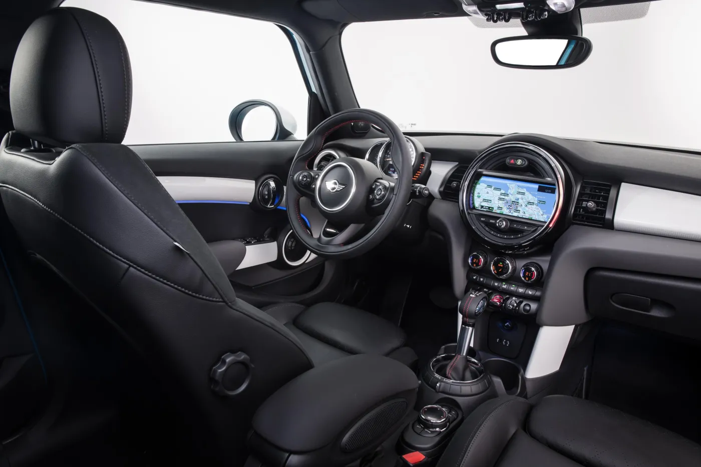 6387718-mini.jpg