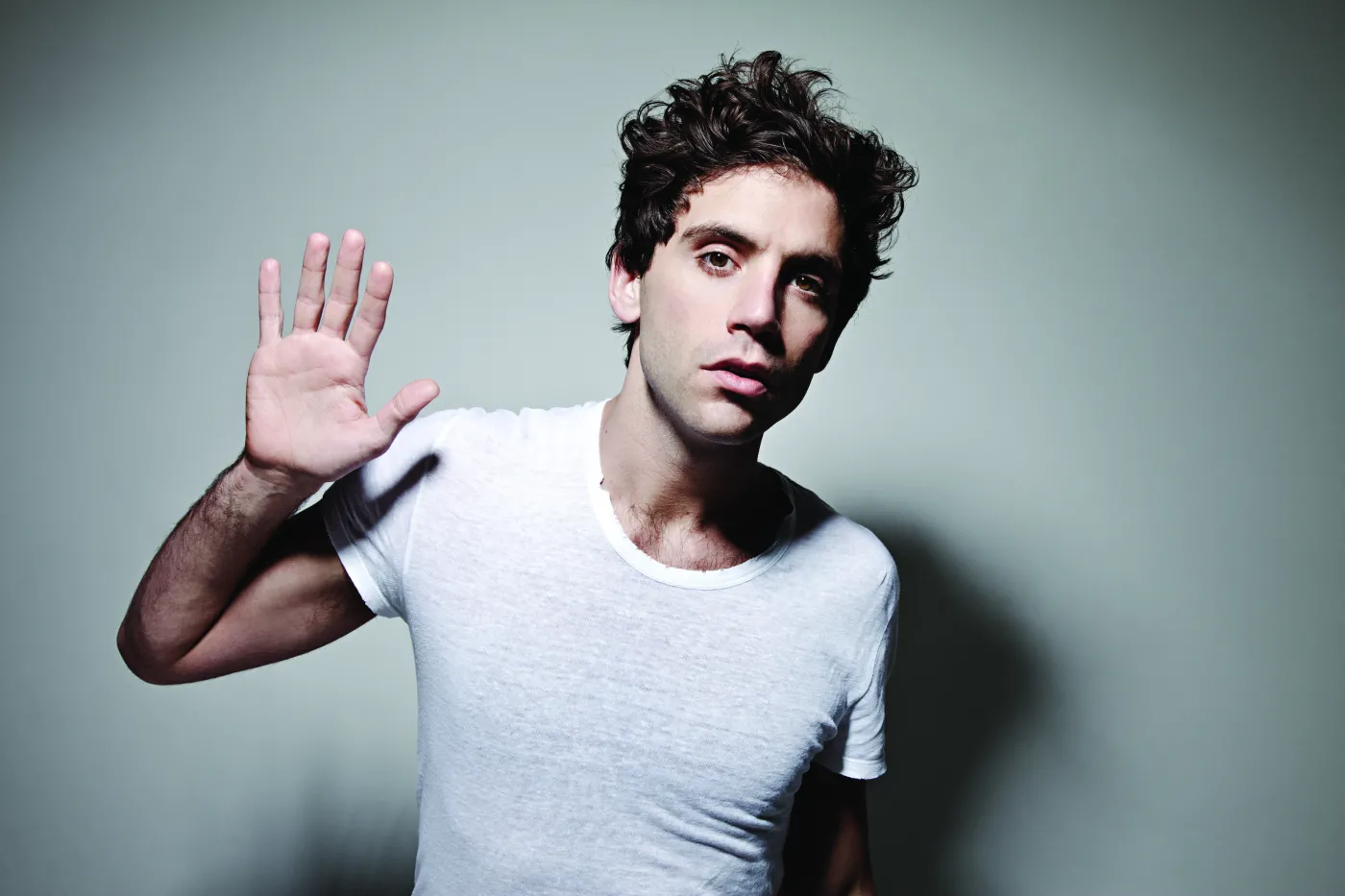 4996838-mika.jpg
