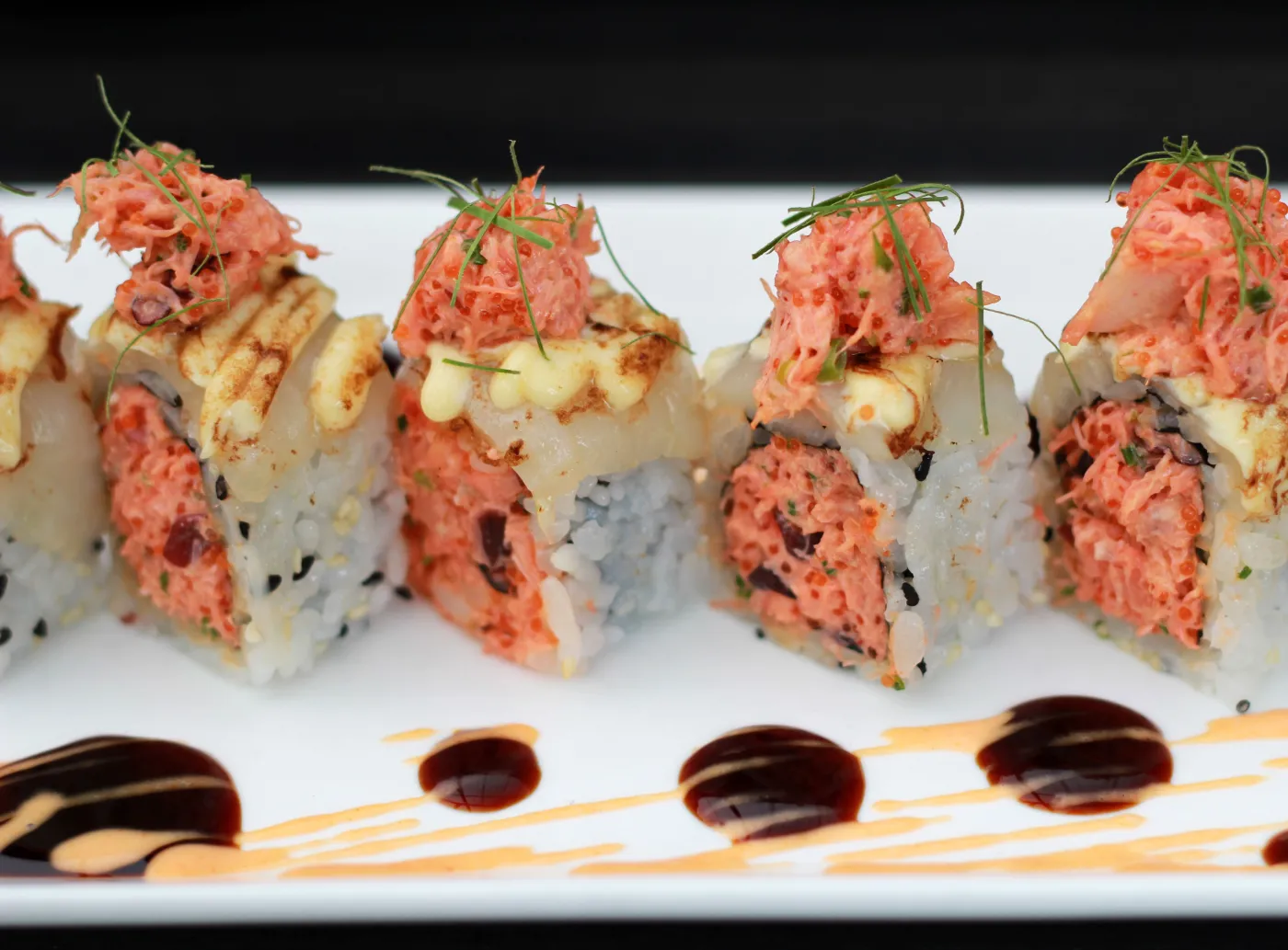 6494845-sushi.jpg