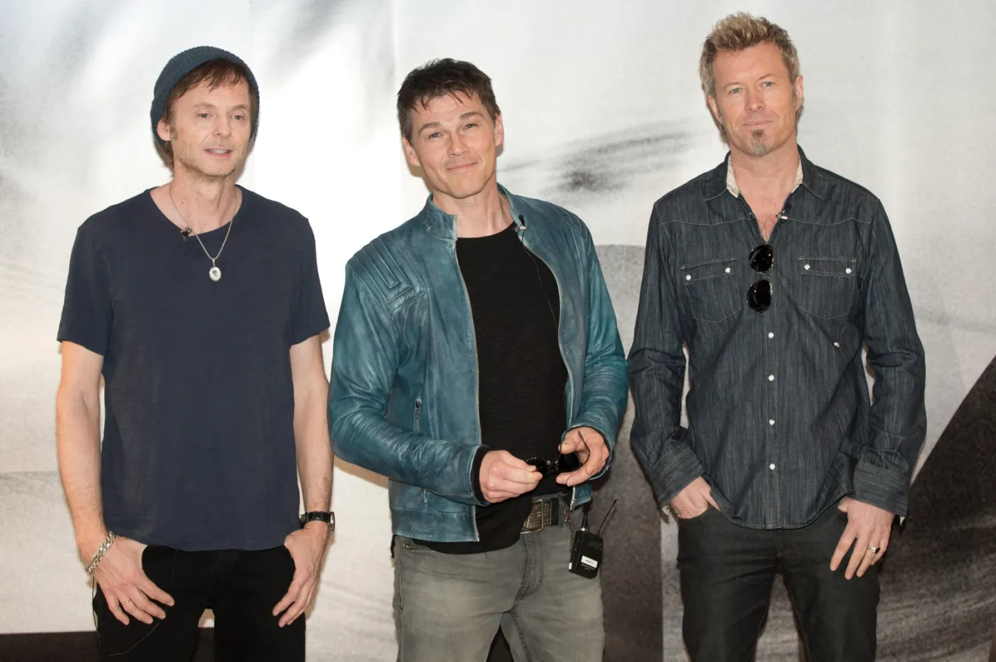 7587546-a-ha.jpg