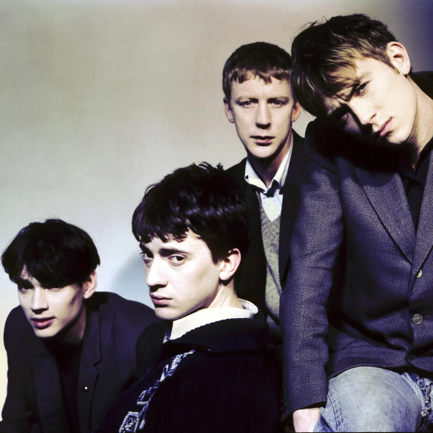 4288232-blur.jpg