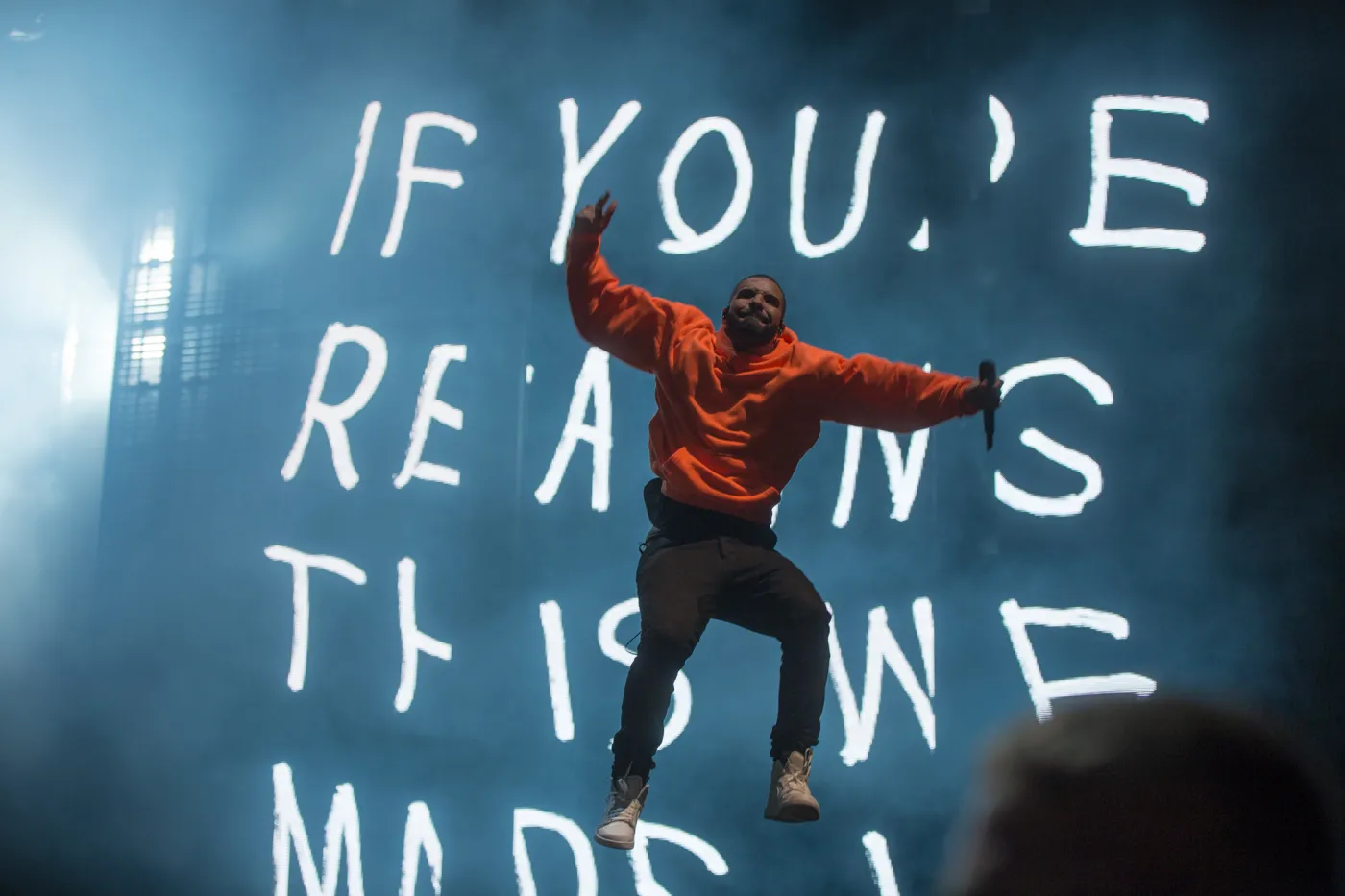 7947055-drake.jpg
