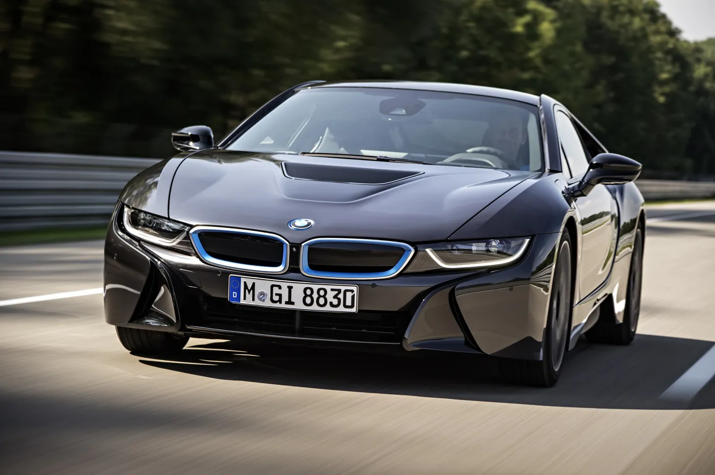 7894624-bmw-i8.jpg