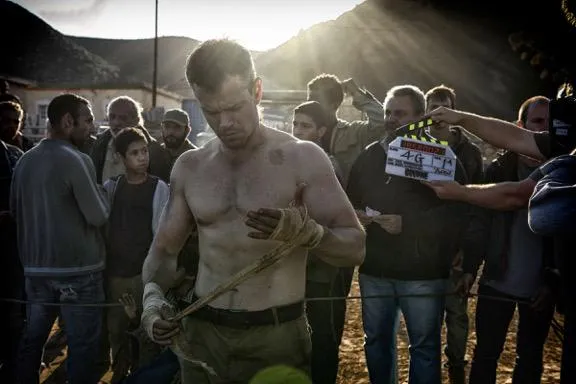Matt Damon jest Bourne'em na dachu. NOWE ZDJĘCIA