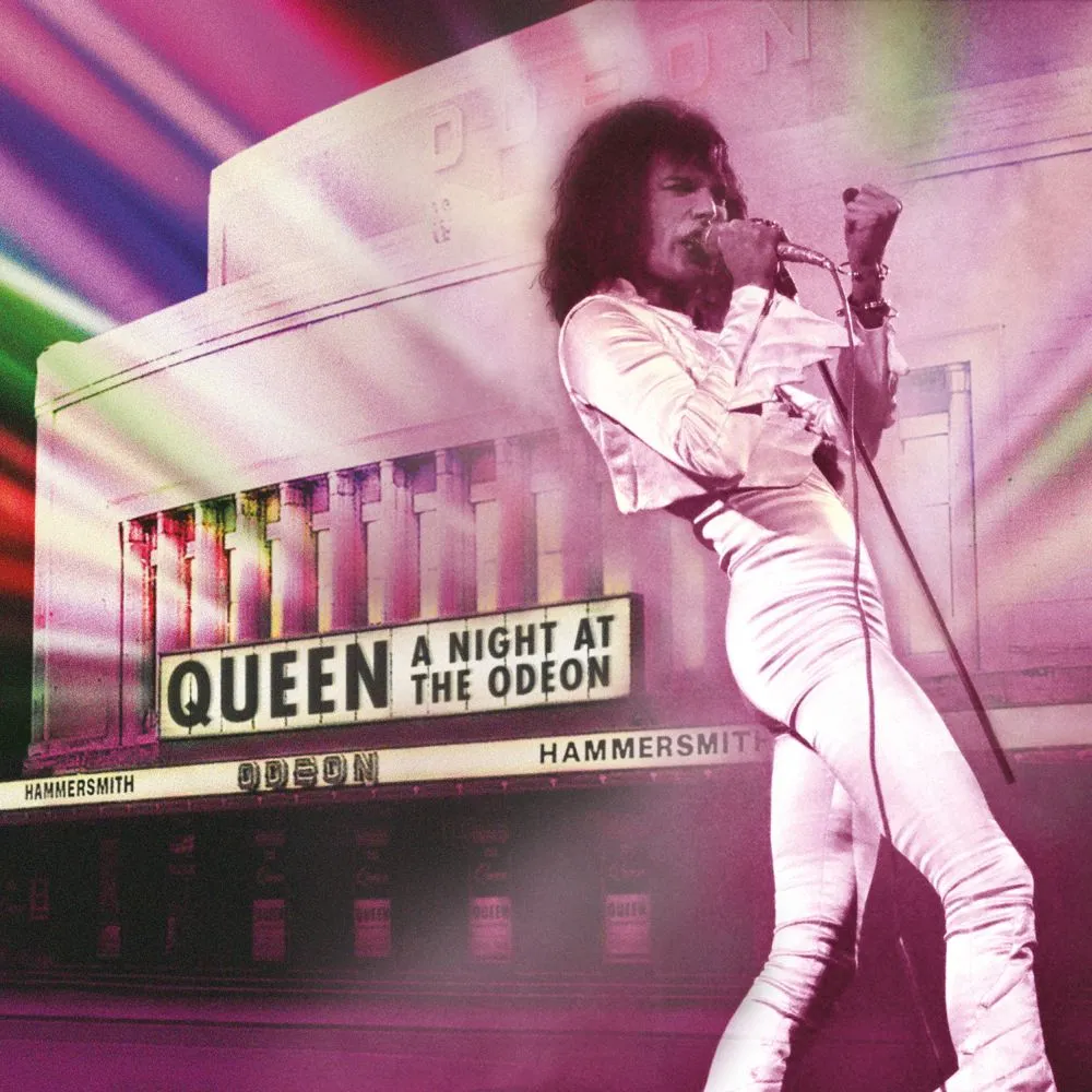 8528324-queen.jpg