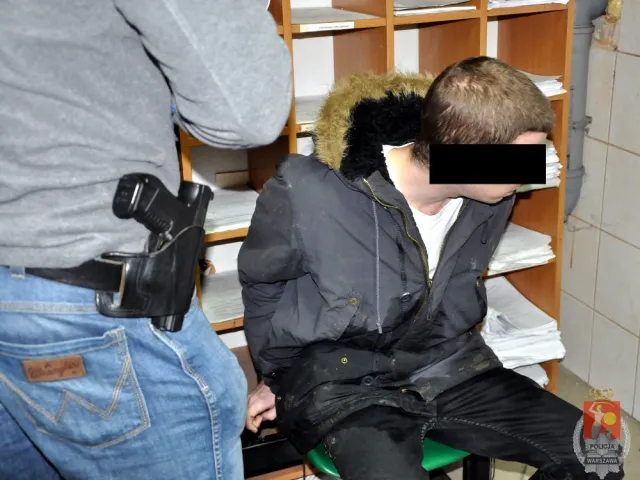 Jacek T., podpalacz aut w Warszawie prawomocnie skazany. "Rozprawa pod presją mediów"