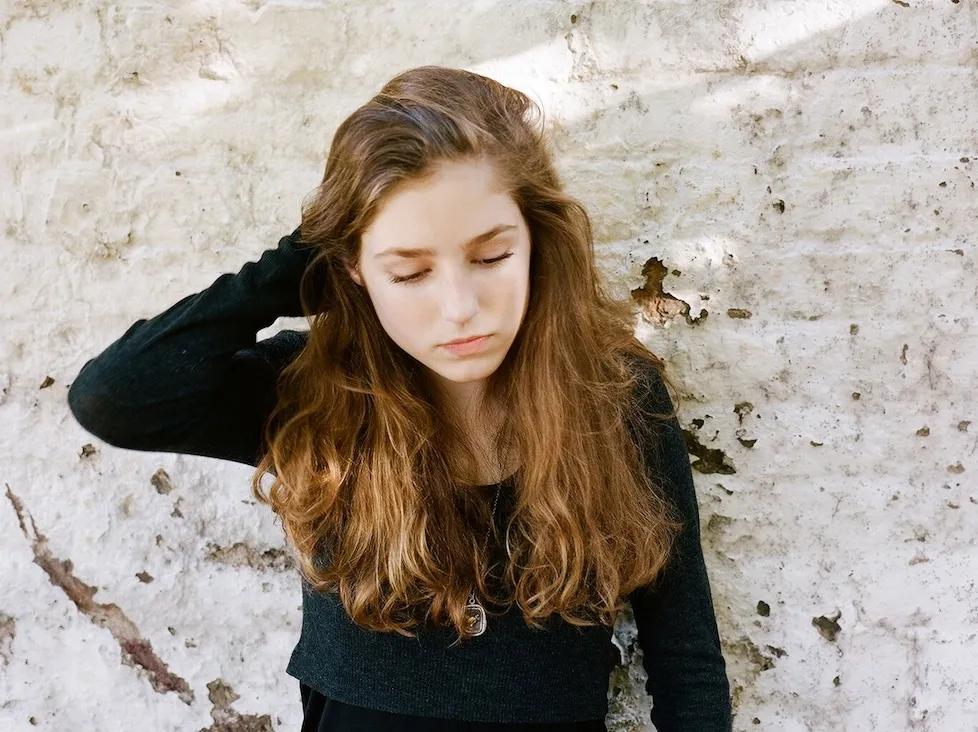 3289156-birdy.jpg