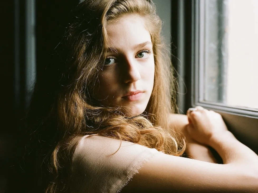 3289185-birdy.jpg