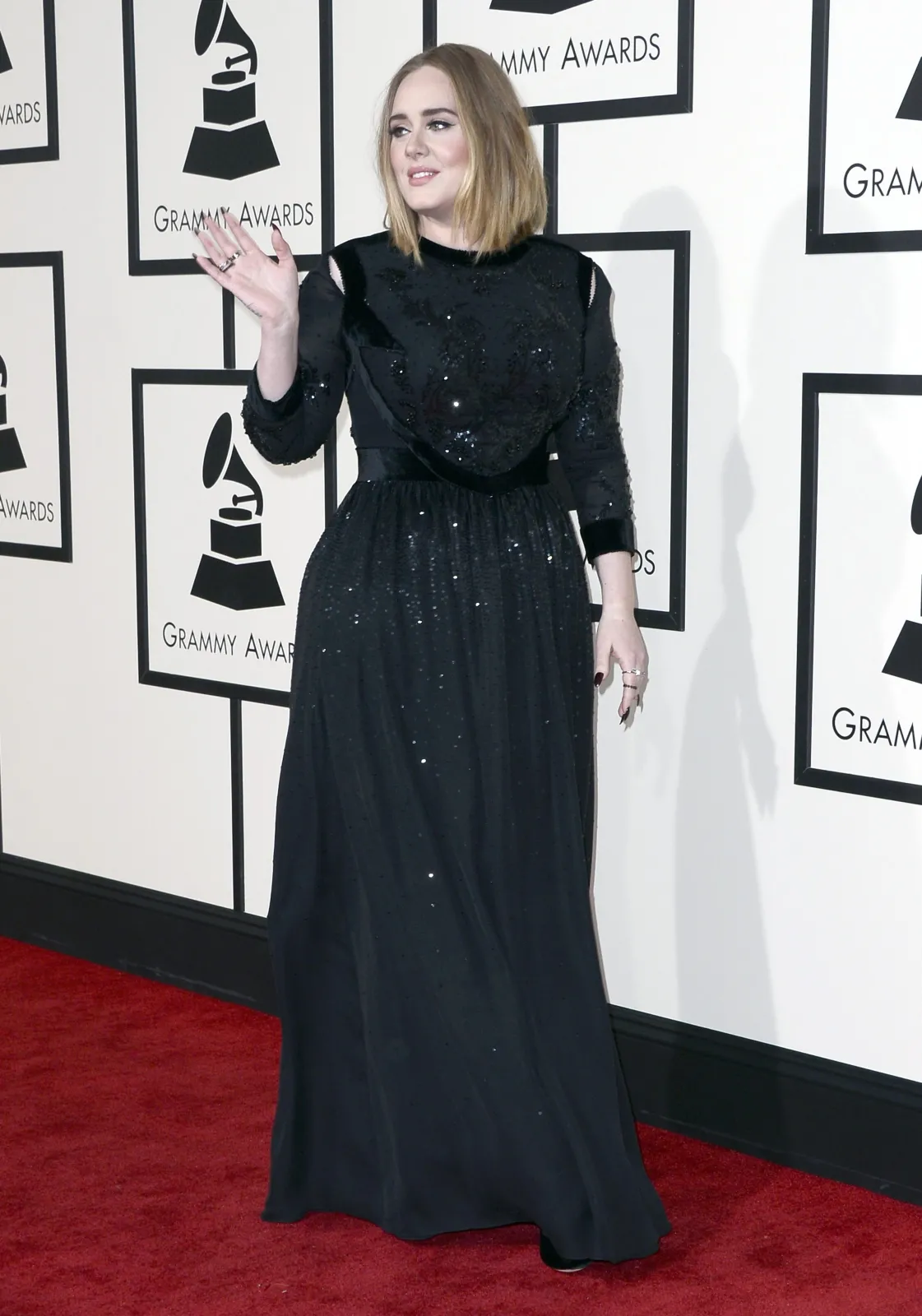 8740500-adele.jpg