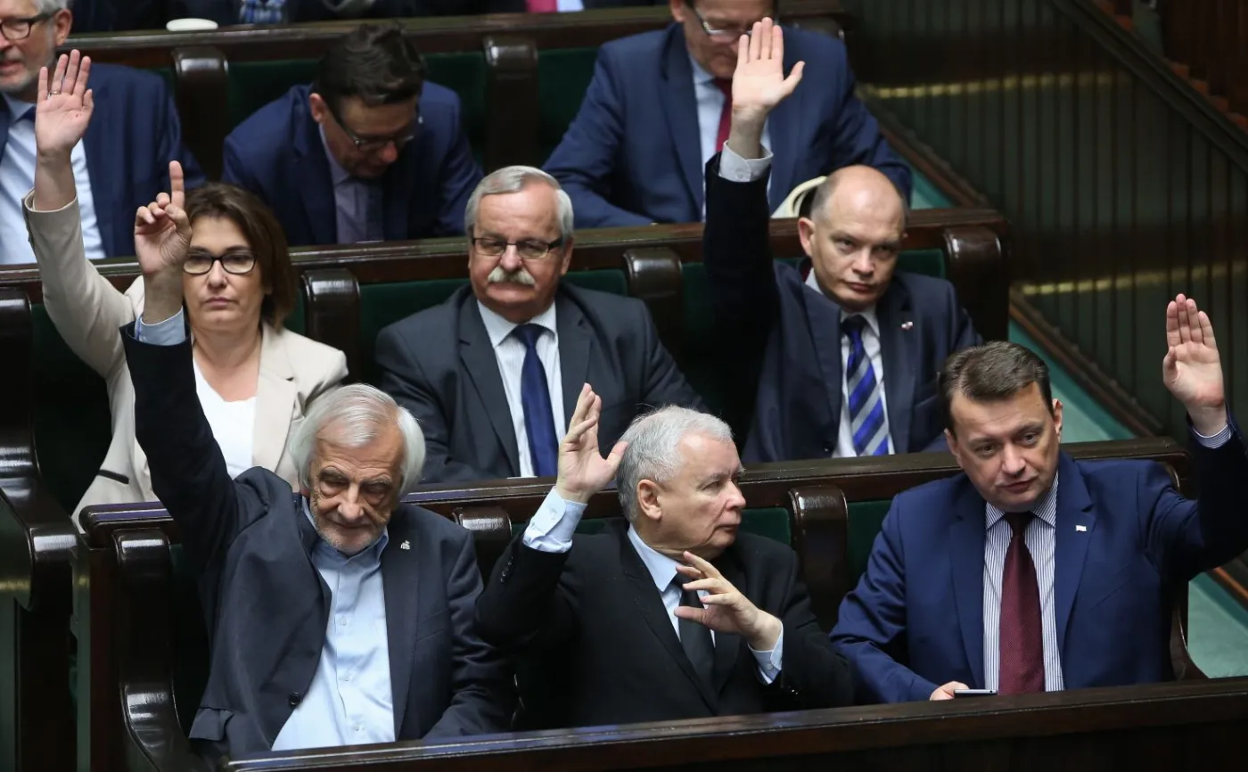 Sejm uchwalił ustawę o Trybunale Konstytucyjnym autorstwa PiS