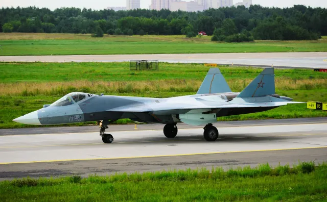 Rosyjskie myśliwce przyszłości trafiły do Syrii? Su-57 przyłapane na filmie