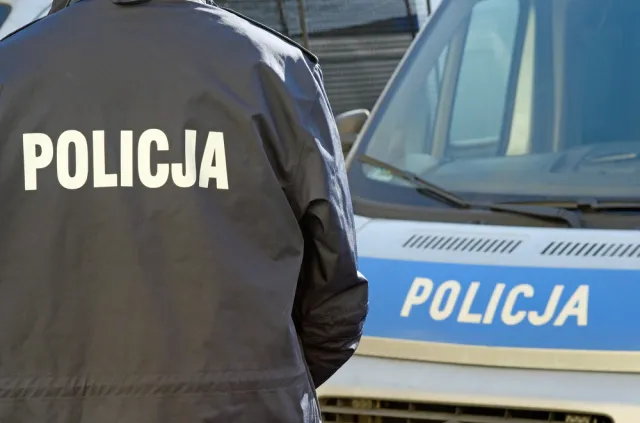 Rodzinny dramat w Piszu. Prokuratura: 30-latek chciał zabić żonę i córkę