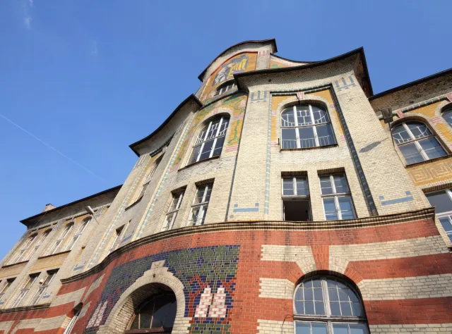 "Przejęcia czy próby przejęć kamienic są wierzchołkiem góry lodowej"