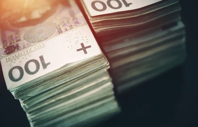 Komu zostanie więcej w portfelu? PiS rozważa zmiany w systemie podatkowym