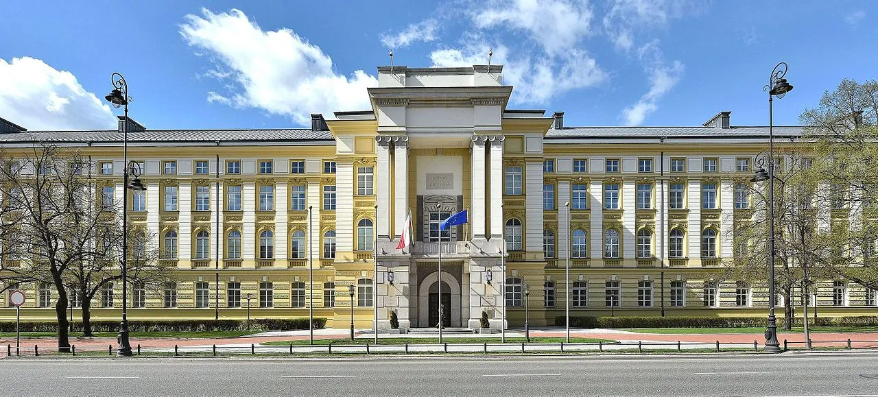 Powstają dwa nowe urzędy centralne: Rządowe Centrum Sportu i Główny Urząd Morski