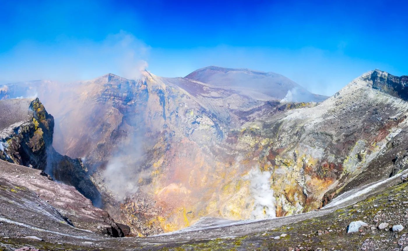 Przebudził się wulkan Etna na Sycylii