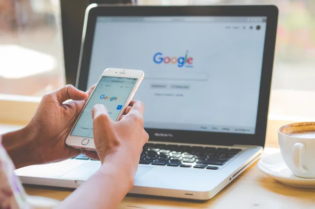 "Google wciąż przestaje działać". Jest awaria na smartfonach. Co zrobić?