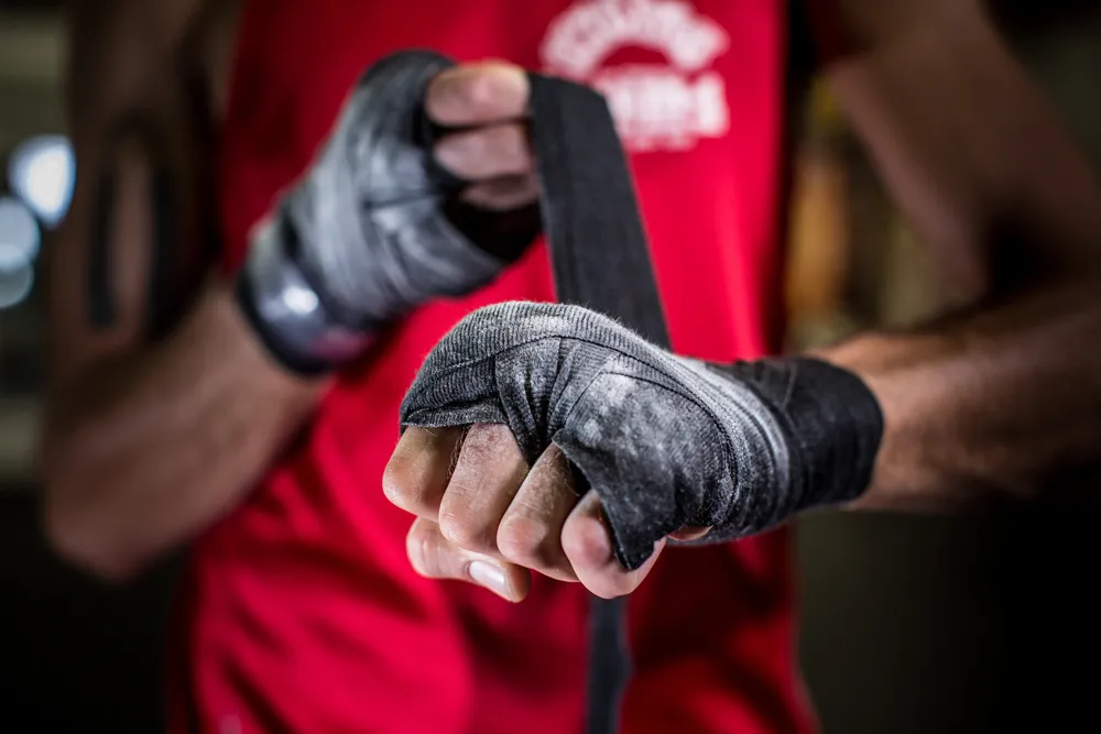 Zawodnik MMA oskarżony o spowodowanie ciężkiego uszczerbku na zdrowiu i śmierć mężczyzny