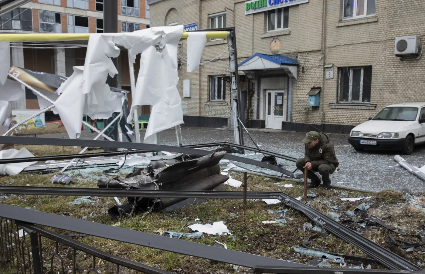 Polska Akcja Humanitarna zawiesza pomoc na Ukrainie. "Trwa ostrzał"