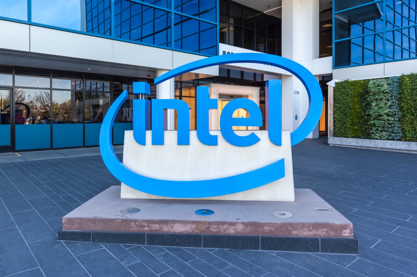 Intel wygrał z Brukselą. Nie będzie musiał płacić rekordowej kary