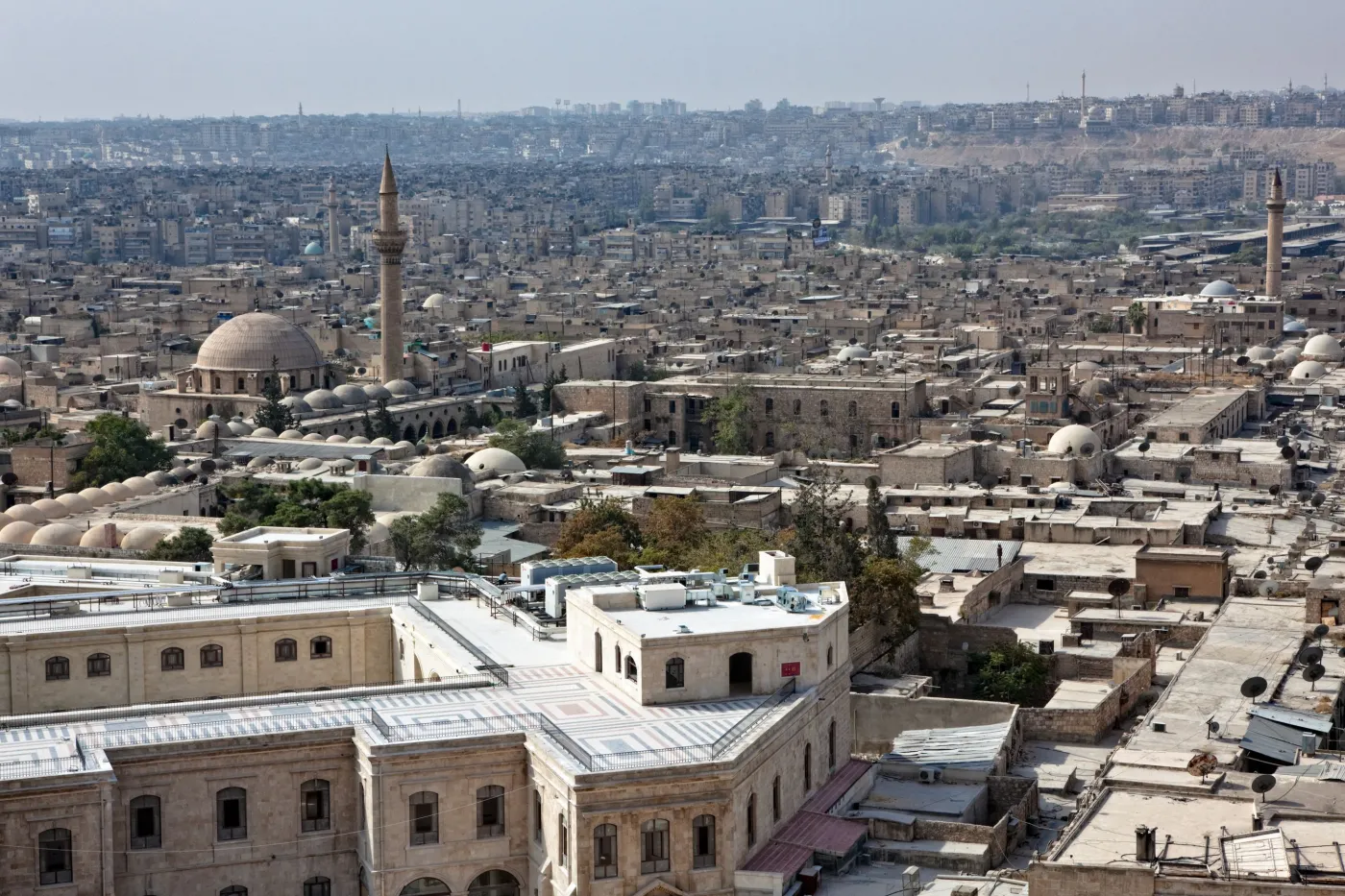 Amnesty International oskarża Rosję o zbrodnie w Syrii