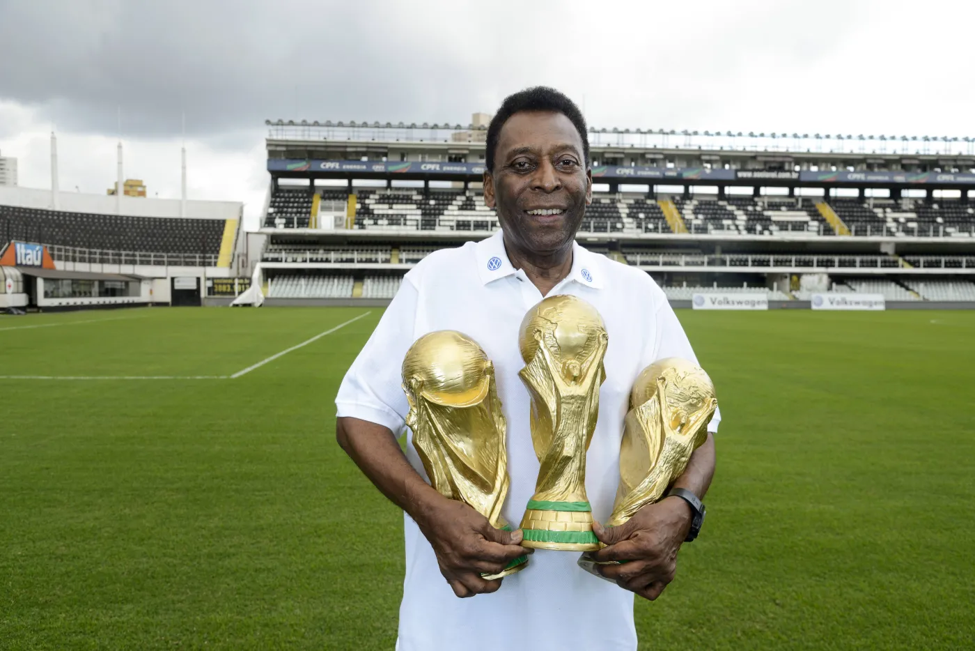 Pele zaczynał na ulicy jako pucybut. Został królem futbolu [SYLWETKA]