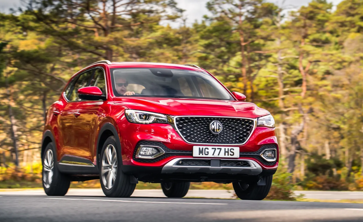 MG HS - SUV segmentu C