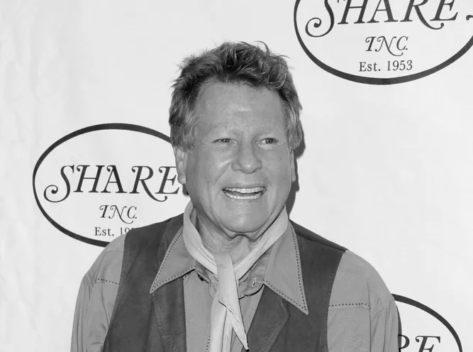 Ryan Oneal