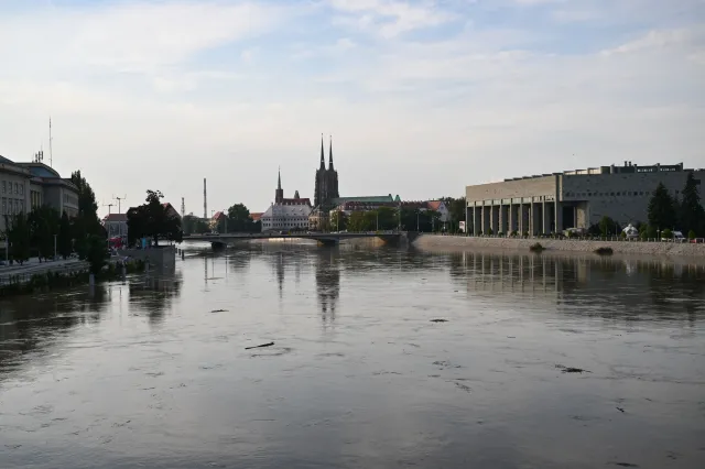 Rosyjskie służby wykorzystują powódź do dezinformacji? "To bardzo wnikliwie badamy"