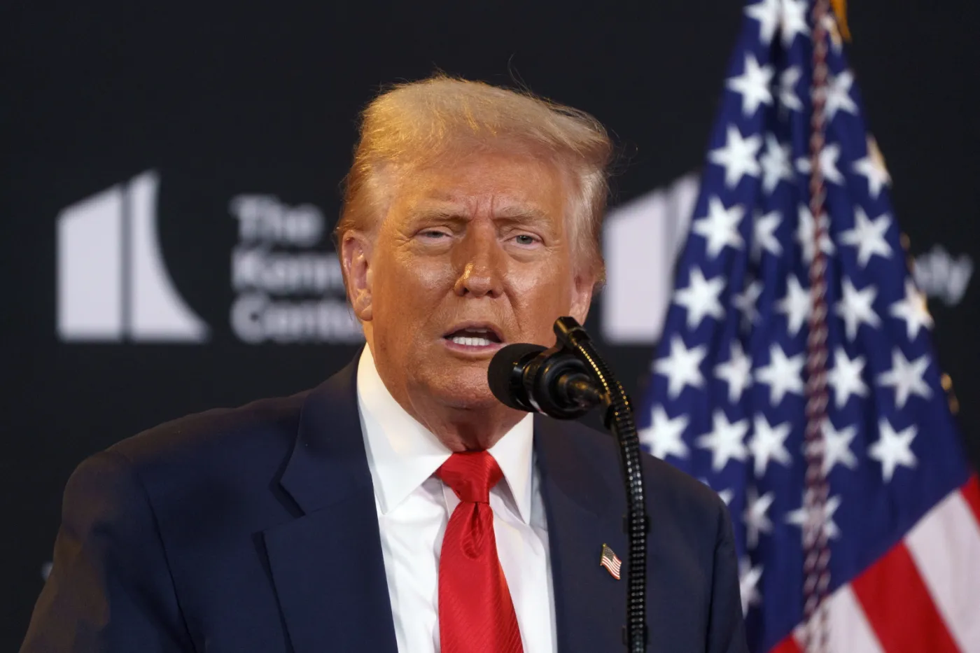 Trump: USA mogą udzielić Ukrainie gwarancji bezpieczeństwa. Postawił warunki