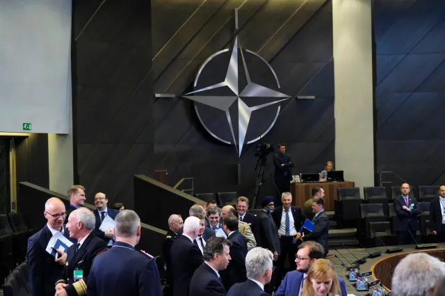 Włochy: Trump może unicestwić NATO, nie może opuścić Sojuszu