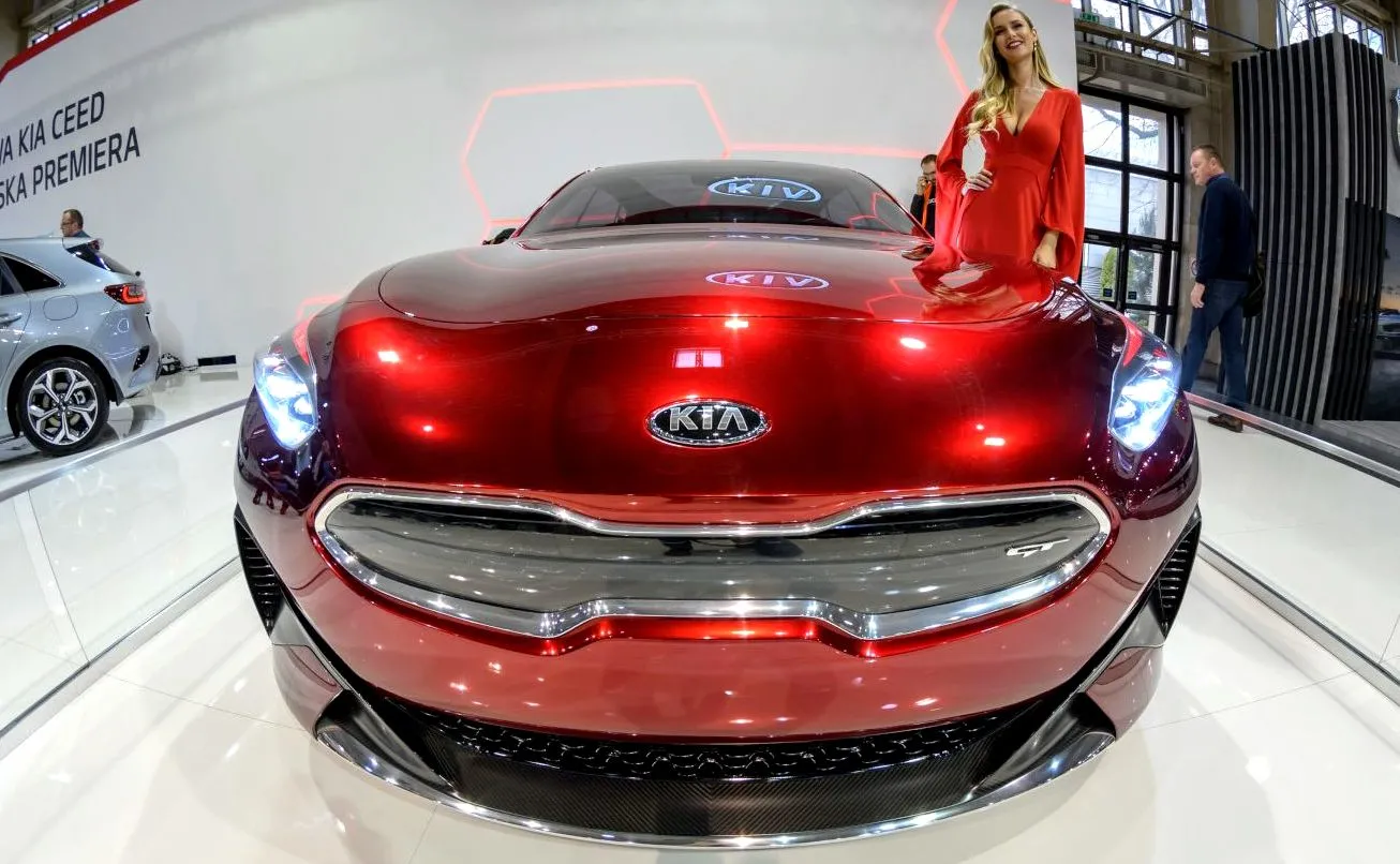 Kia wprowadza przełomową technologię. Poduszki i pasy działają znacznie szybciej