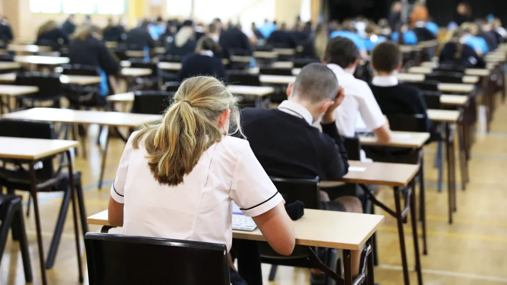 Egzamin ósmoklasisty 2023: Matematyka. Co będzie? [WYMAGANIA, PRZYKŁADOWE ARKUSZE CKE]