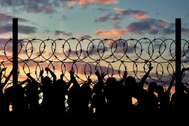 Uchodźcy z Afganistanu. "Le Figaro": Europa chce uniknąć fali migracji