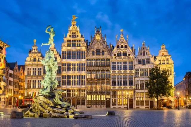 Belgia: w Antwerpii i Brukseli wybuchły zamieszki. Poszło o... fajerwerki