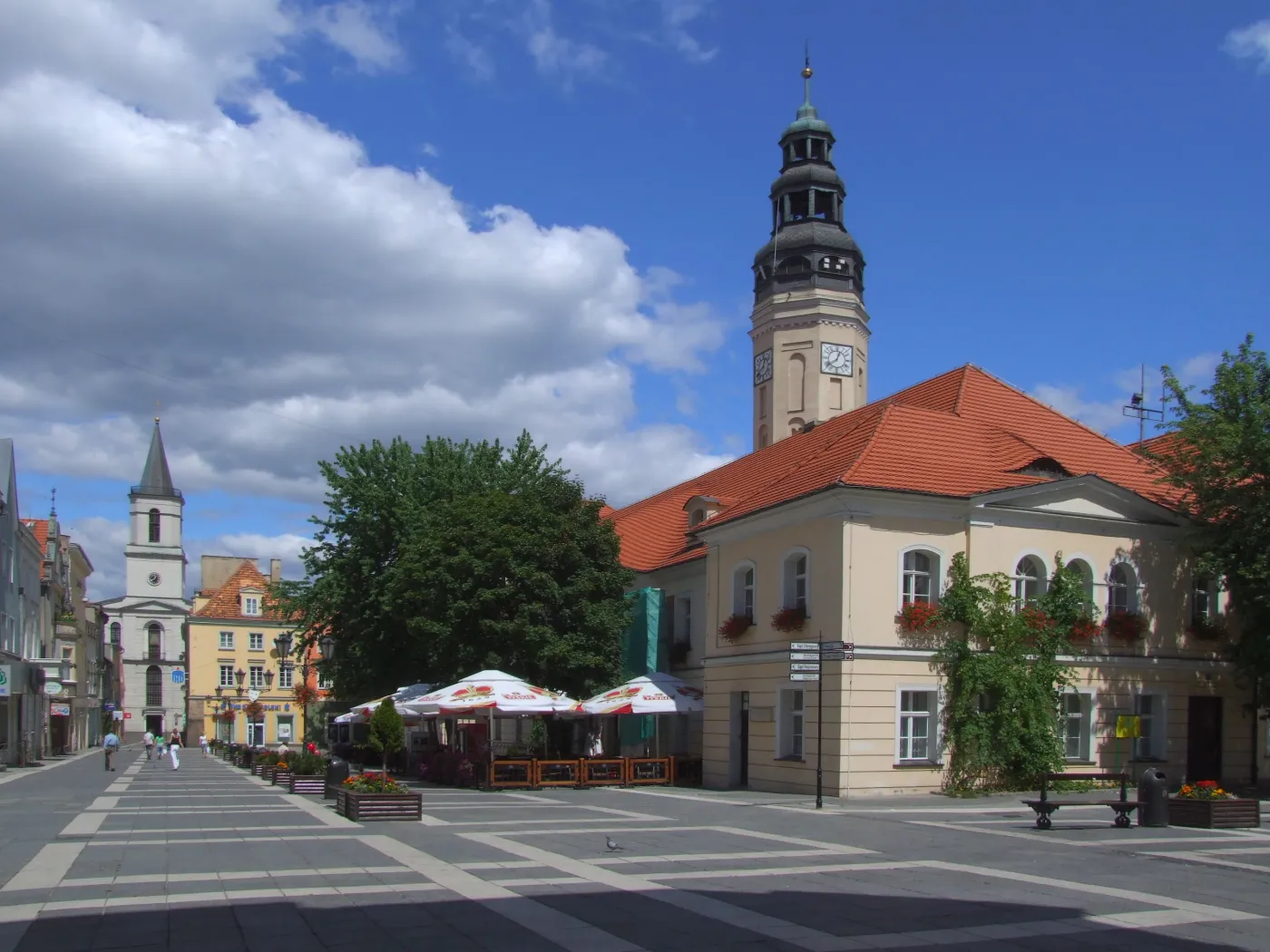 Gminy obwarzankowe zaciskają pętlę na finansach małych miast