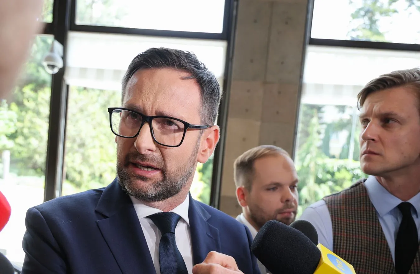 Czy Obajtek pojawi się przed komisją śledczą? Były prezes Orlenu czeka na zaproszenie komisji
