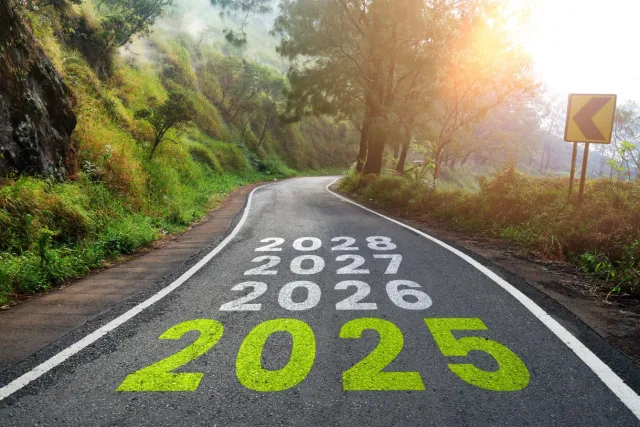 Podwyżki do 8500 zł brutto u nauczycieli dopiero za kilka lat. Raczej 2027 r. niż 2026 r. [Opinia]