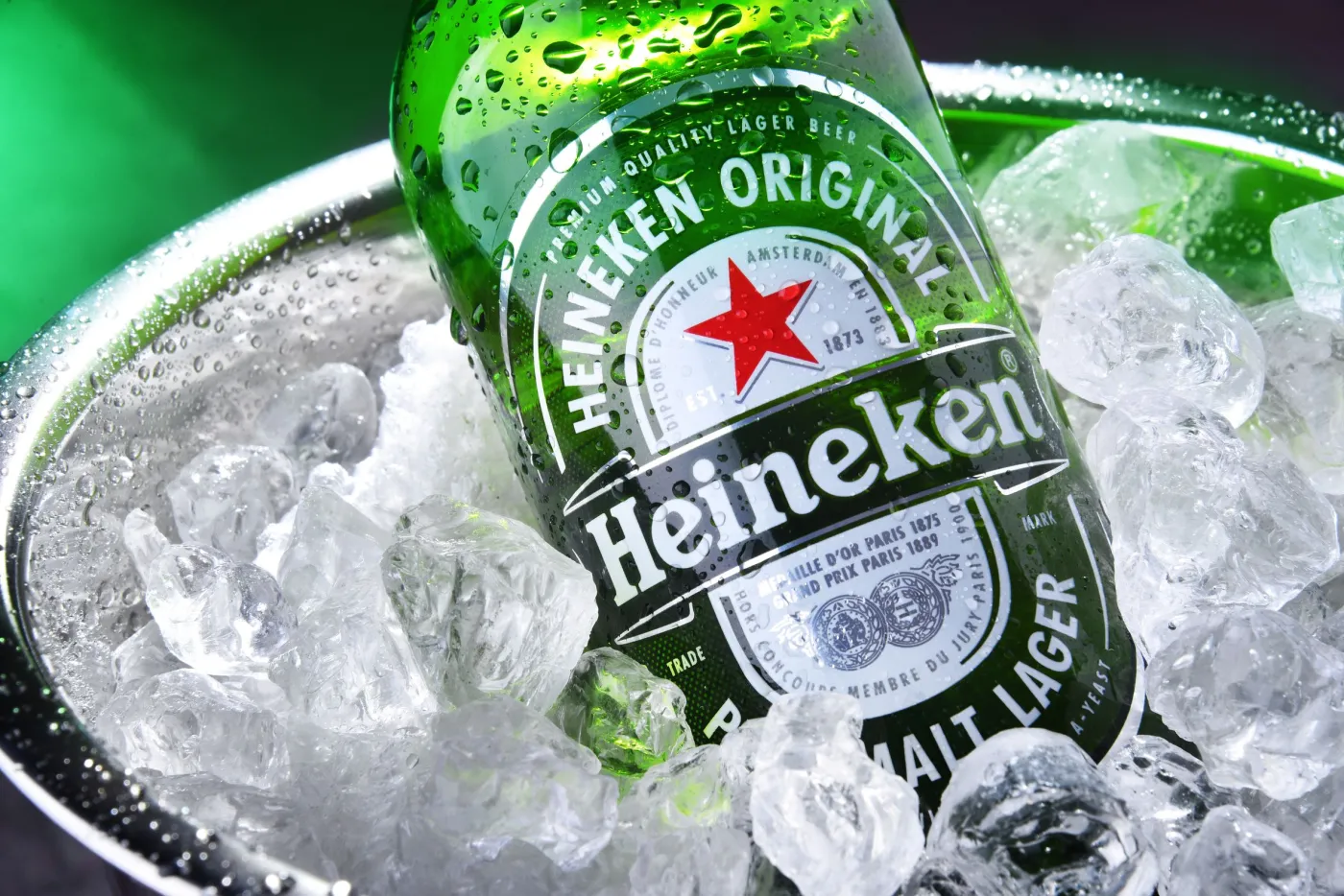 Heineken całkowicie wycofuje się z Rosji. Firma liczy się ze stratą 400 mln euro
