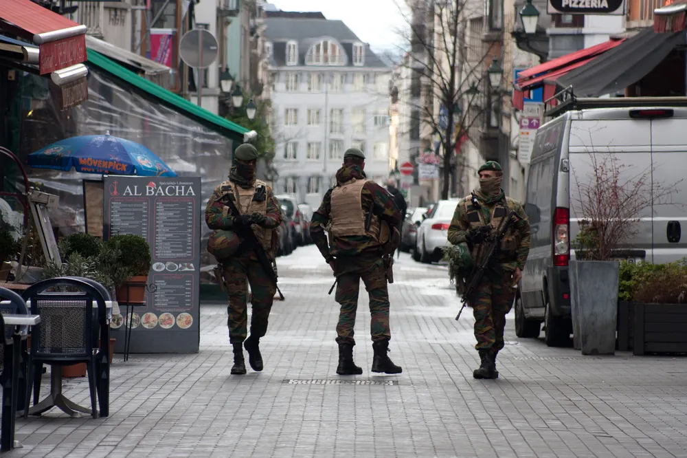 Belgia: Atak nożownika w brukselskim metrze Mężczyzna ranił kilka osób