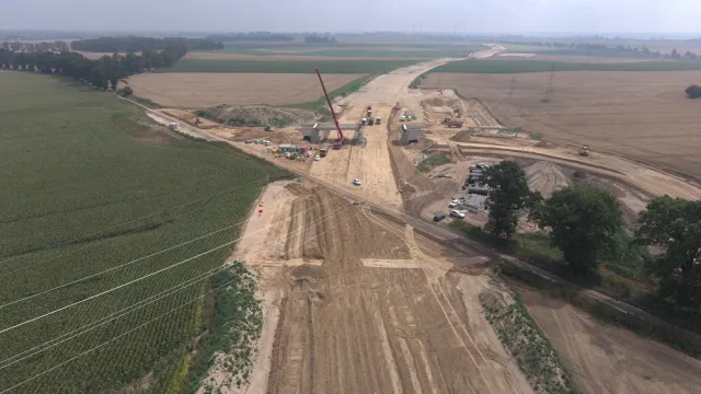 Największy plac budowy w Polsce. Powstaje aż 100 kilometrów drogi