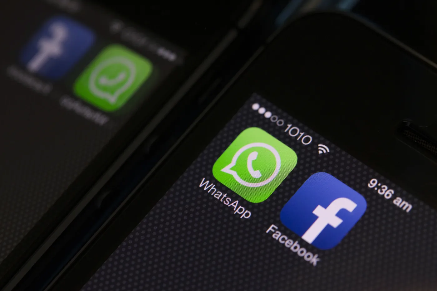 Decyzja niemieckiego regulatora: Facebook nie może przetwarzać danych użytkowników WhatsApp