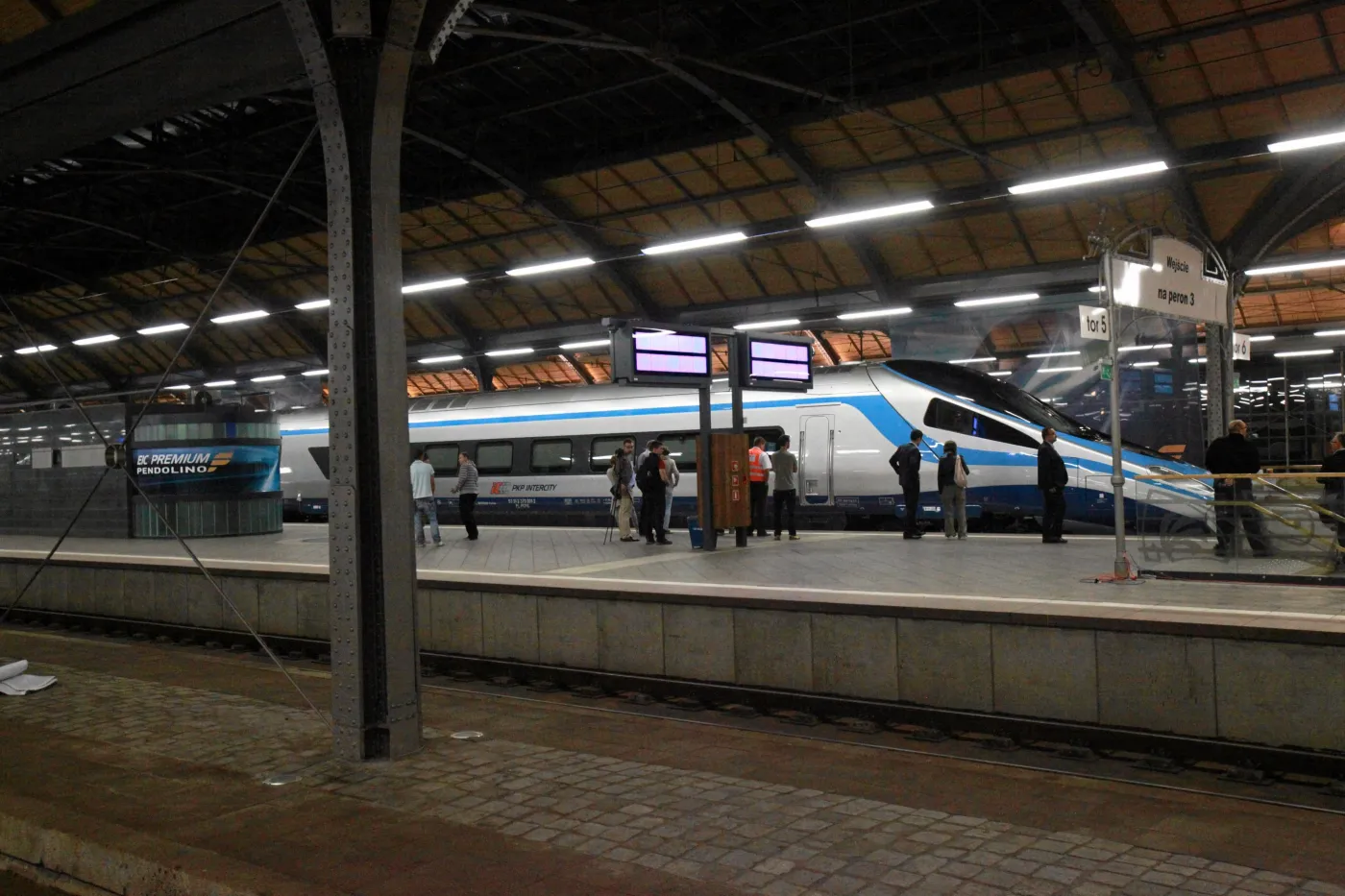 Pendolino wjechało już do Polski. Zobacz pierwsze zdjęcia
