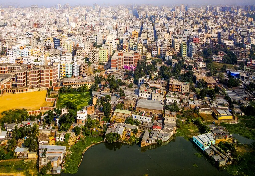 Bangladesz: kolejna tragedia w fabryce ubrań