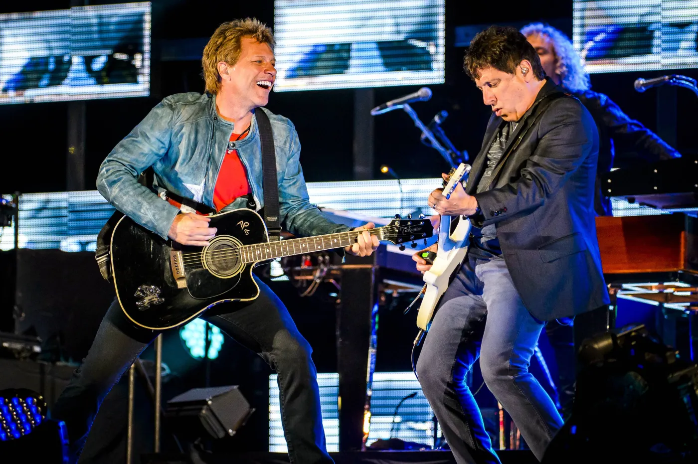1563329-bon-jovi.jpg
