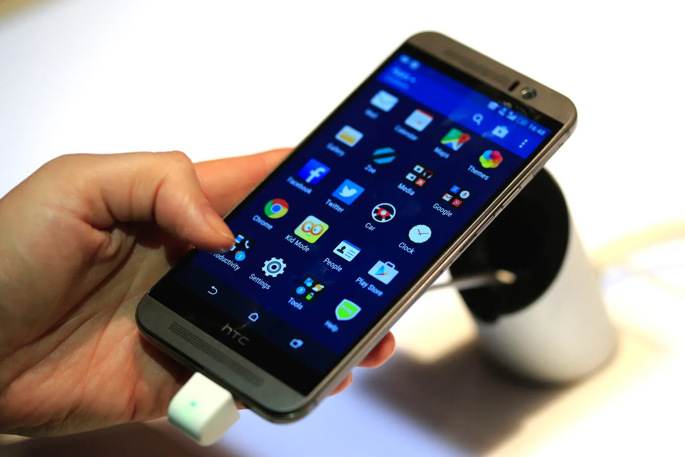 HTC One M9