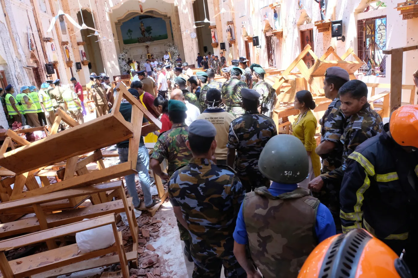 To nie koniec zamachów? Premier Sri Lanki ostrzega: Jest więcej terrorystów i materiałów wybuchowych