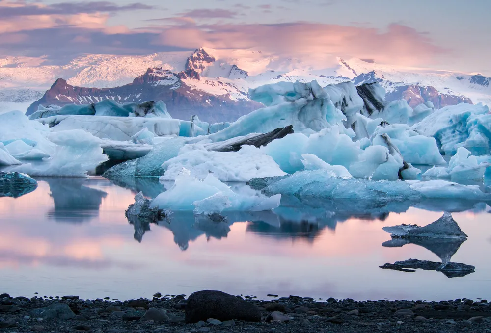Islandia czasowo zawiesza stosunki bilateralne z Rosją